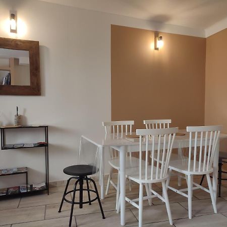 Maison De Village Châteauneuf-du-Pape Esterno foto