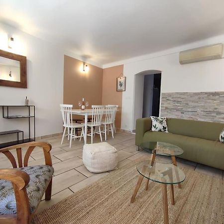 Maison De Village Châteauneuf-du-Pape Esterno foto